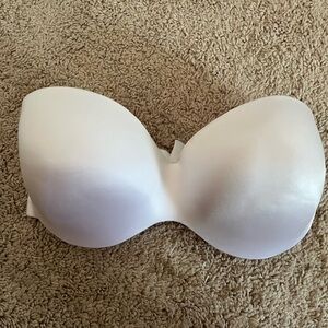 Maidenform 40D New Strapless Bra